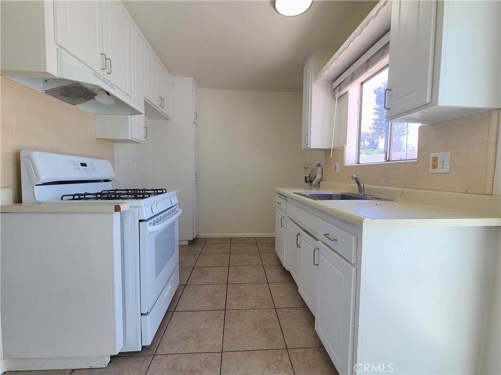 1304 E Central Avenue - Photo 10