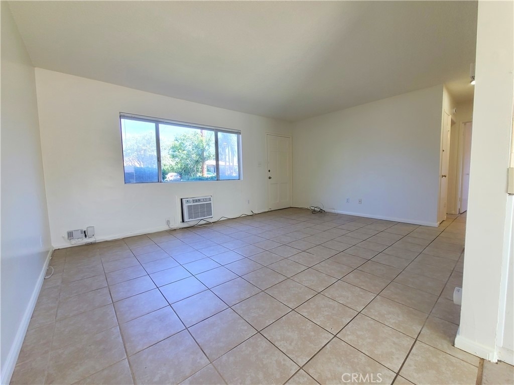 1304 E Central Avenue - Photo 4