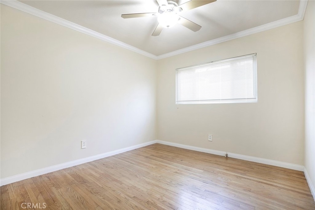 10706 Rhodesia Ave. - Photo 9