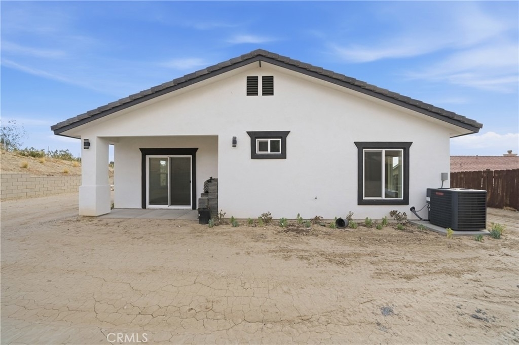 16315 Orick Avenue - Photo 14