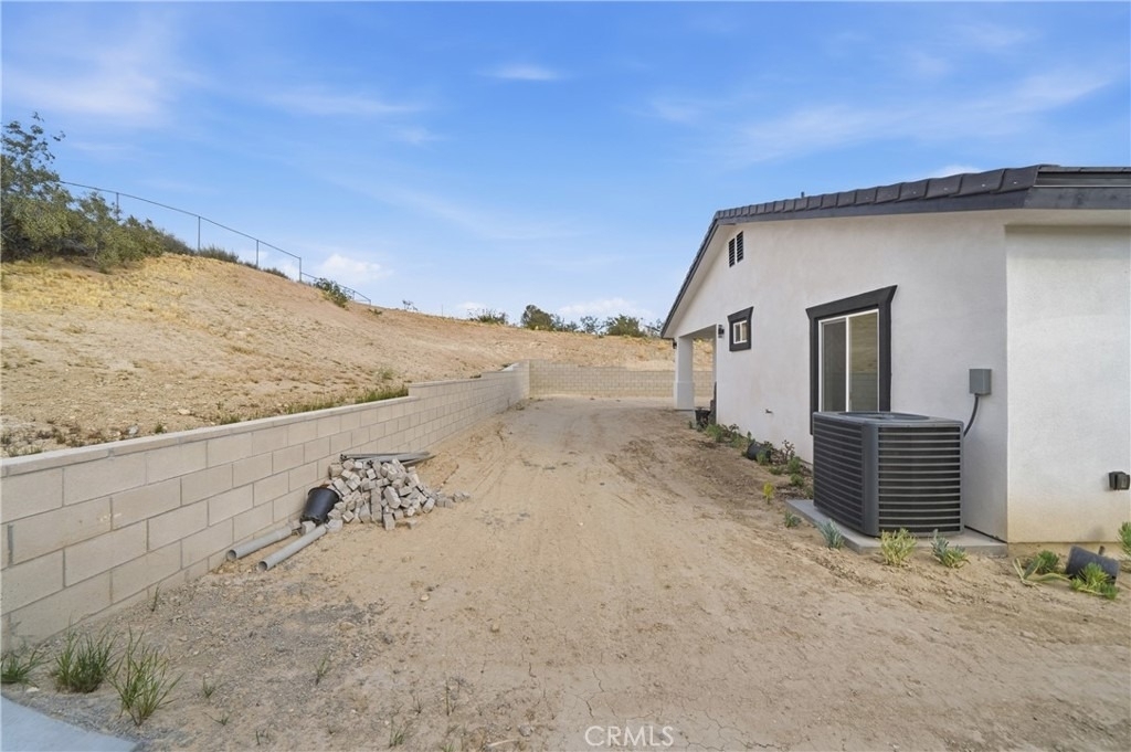 16315 Orick Avenue - Photo 12