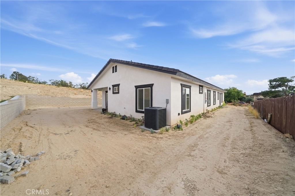 16315 Orick Avenue - Photo 13