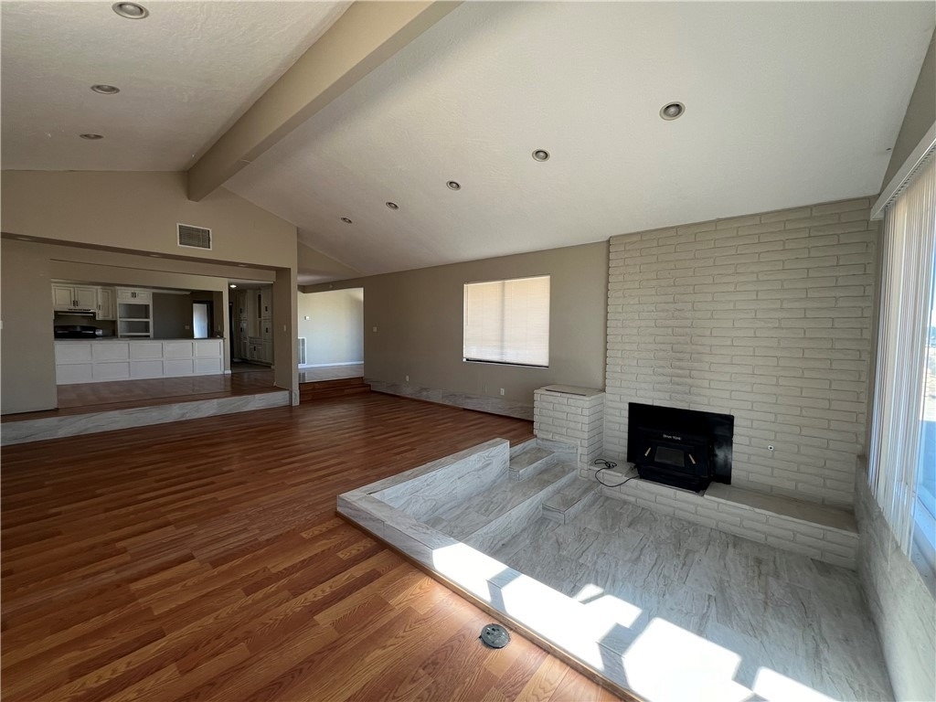 18530 Eucalyptus Street - Photo 10