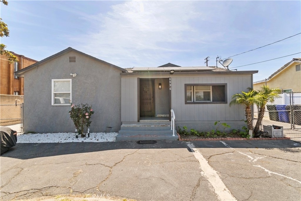 8996 Newport - Photo 0