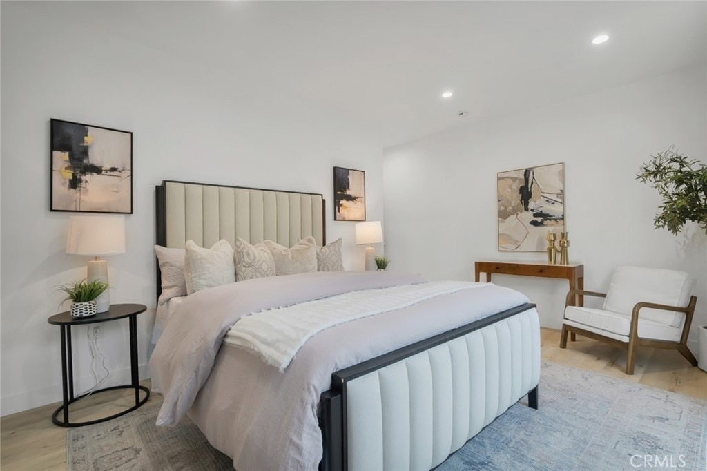 2117 W Clark Avenue - Photo 15