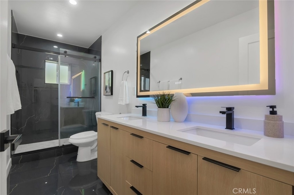 2117 W Clark Avenue - Photo 16
