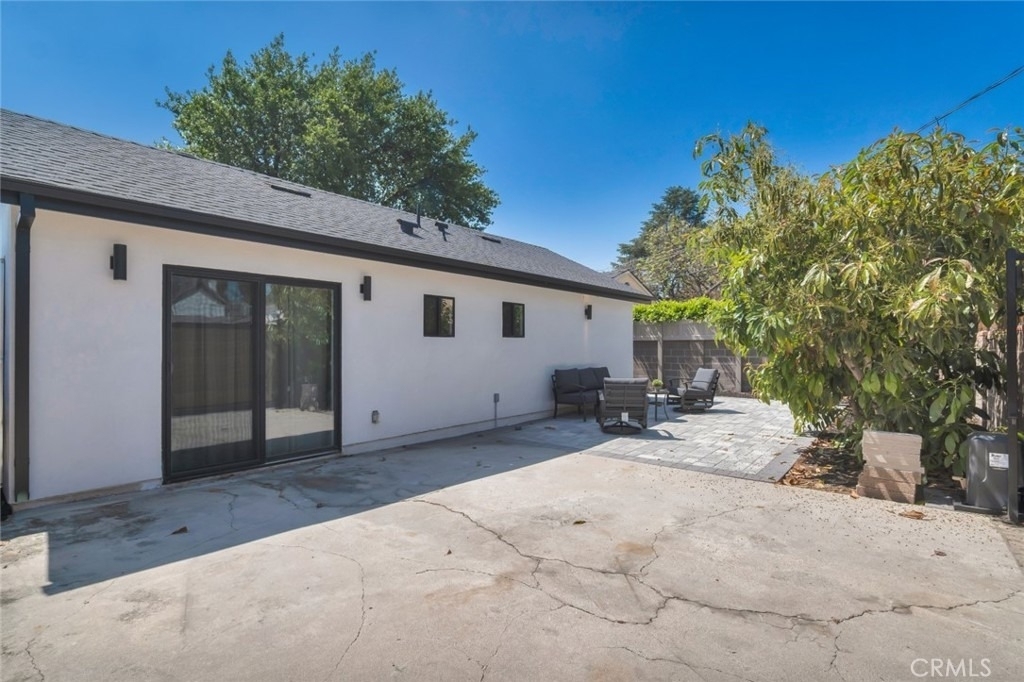 2117 W Clark Avenue - Photo 21