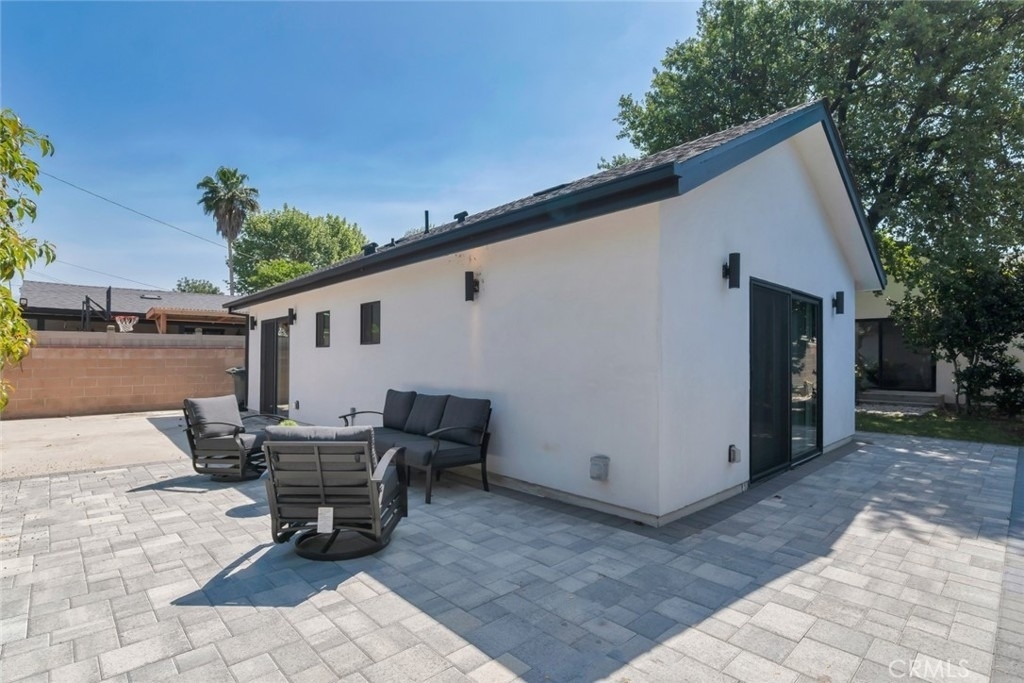 2117 W Clark Avenue - Photo 19