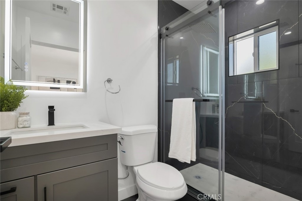 2117 W Clark Avenue - Photo 13