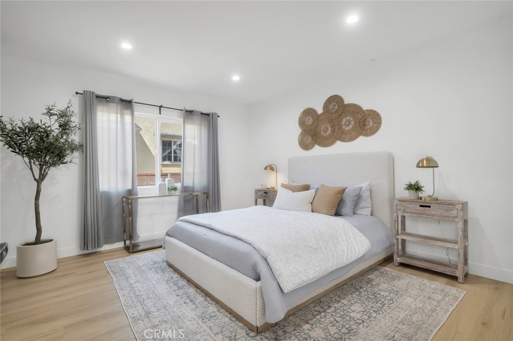 2115 W Clark Avenue - Photo 16