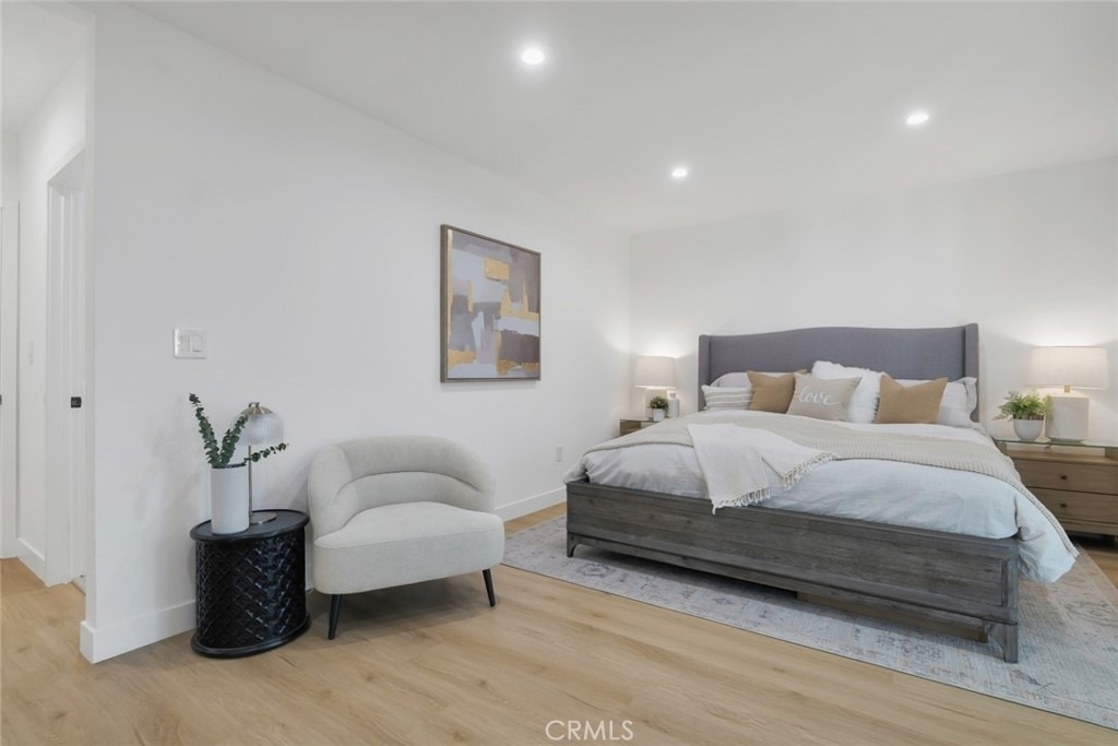 2115 W Clark Avenue - Photo 22