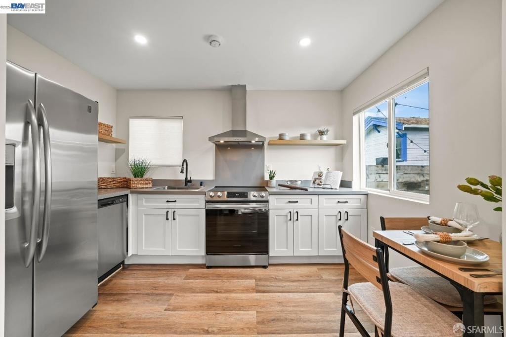 916 44th Street - Photo 3