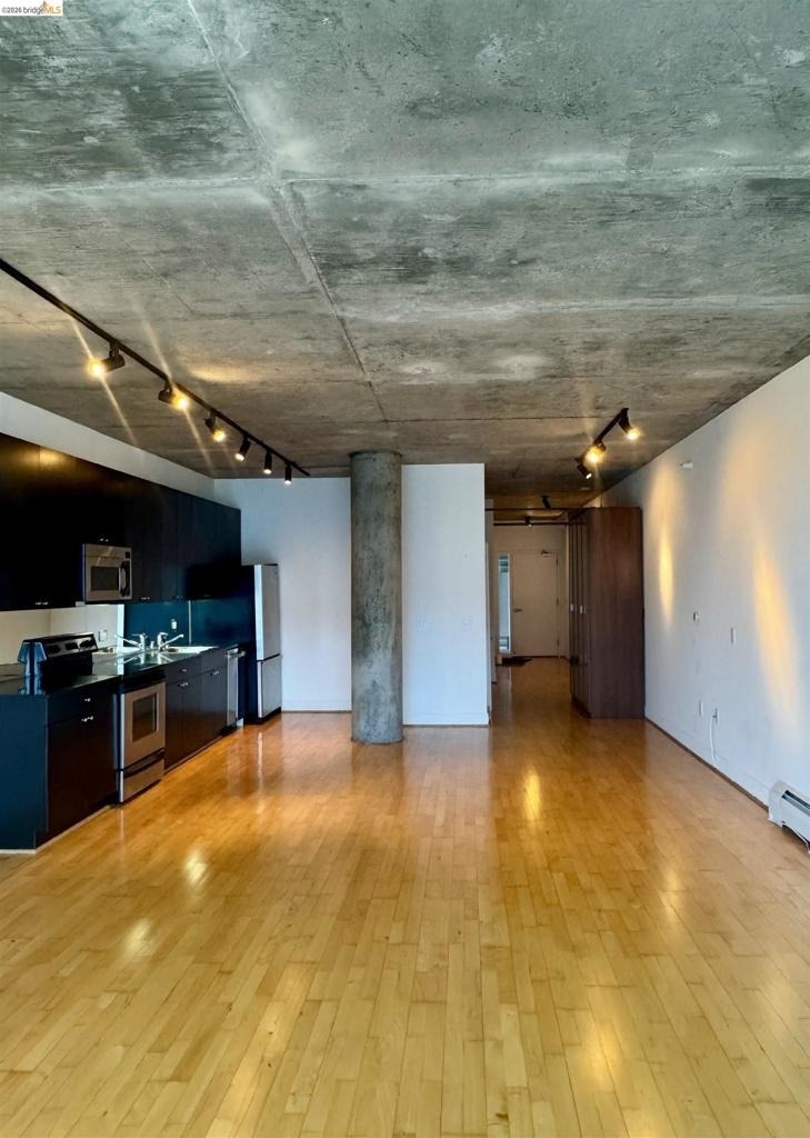 311 Oak St - Photo 1