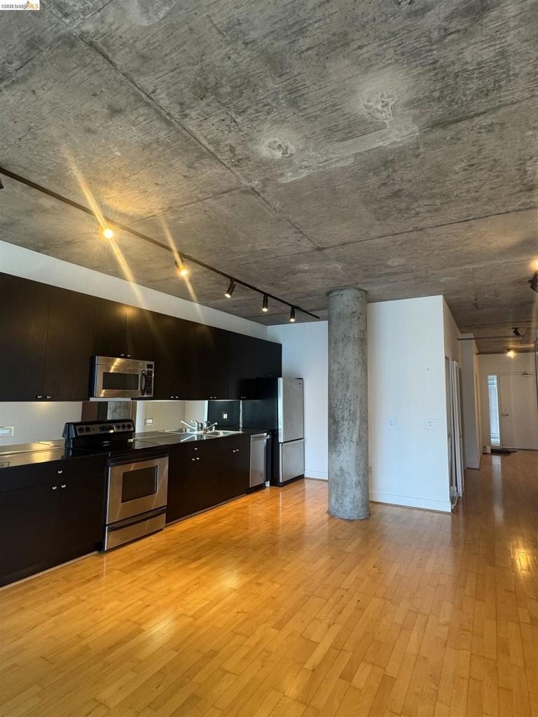 311 Oak St - Photo 10