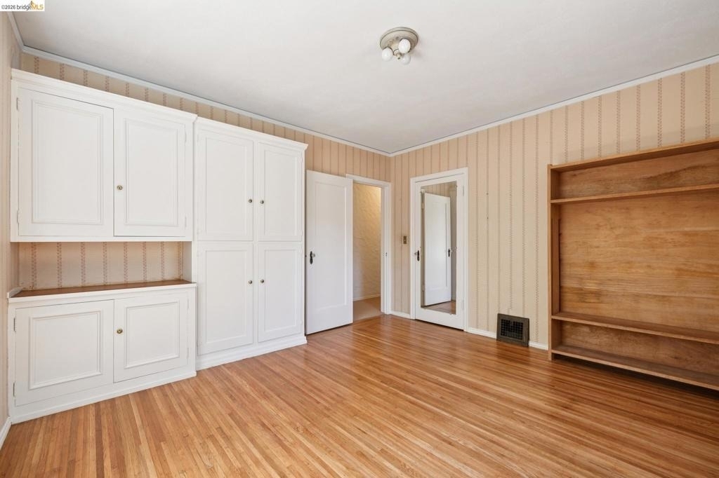 111 Windsor - Photo 24
