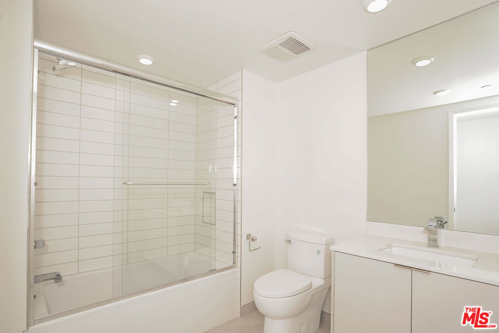 521 N Gramercy Place - Photo 7