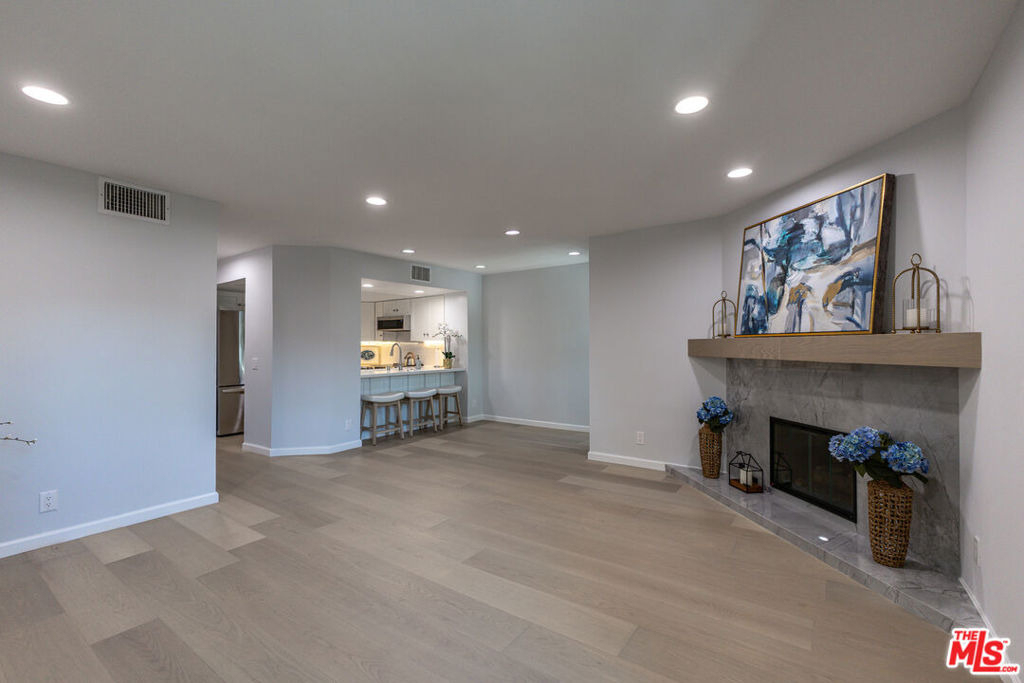 400 N Louise Street - Photo 15