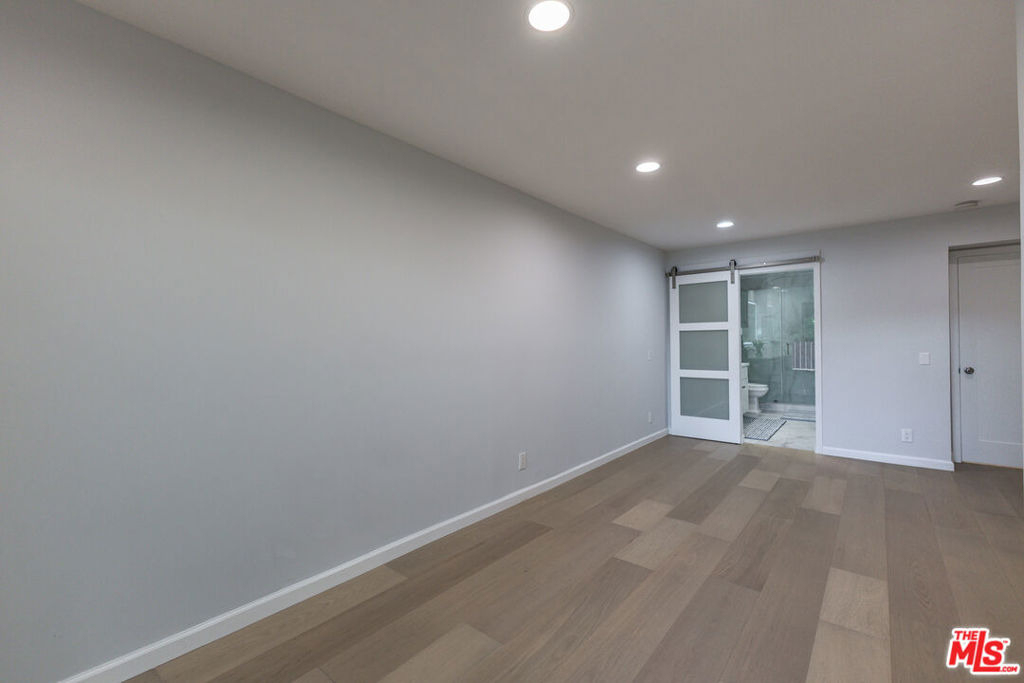 400 N Louise Street - Photo 32