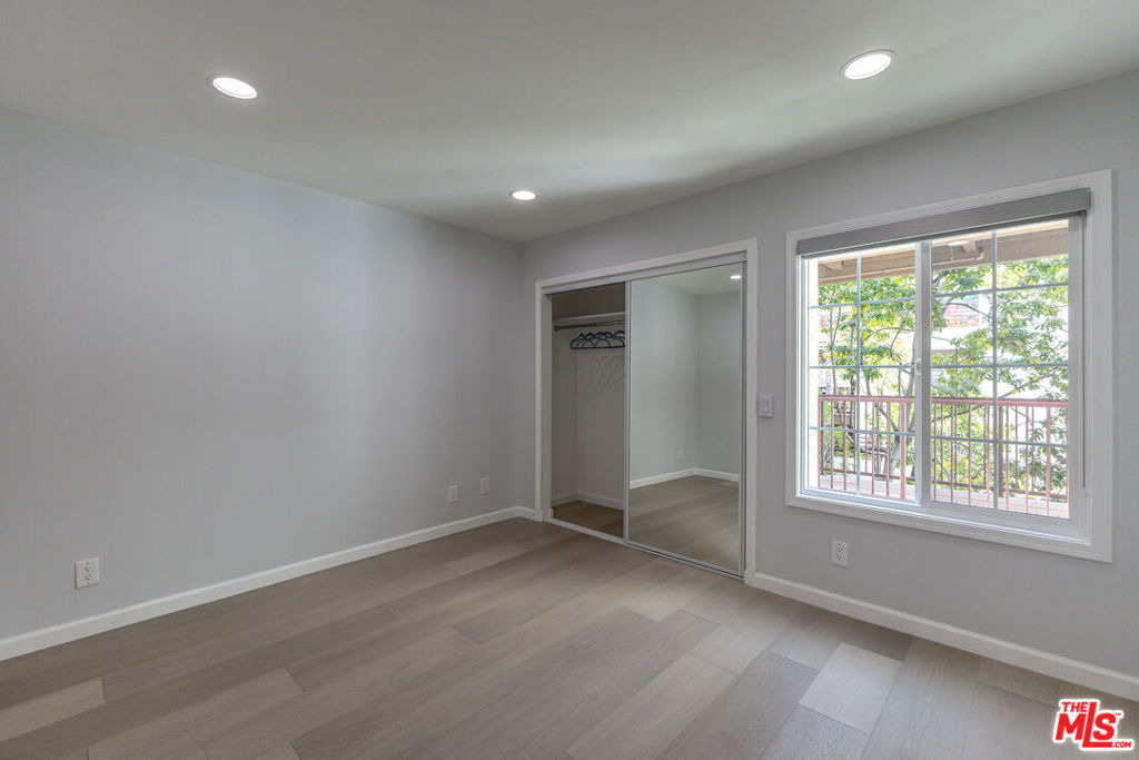 400 N Louise Street - Photo 26
