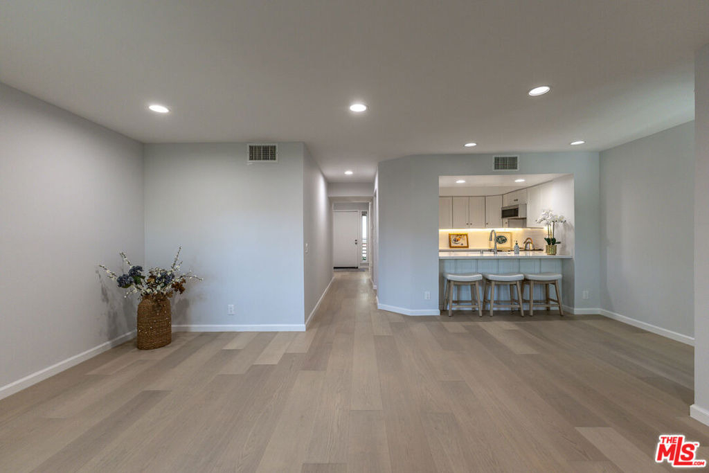400 N Louise Street - Photo 14