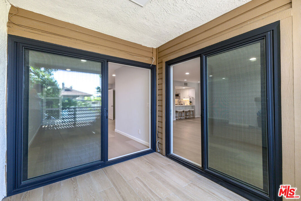 400 N Louise Street - Photo 18