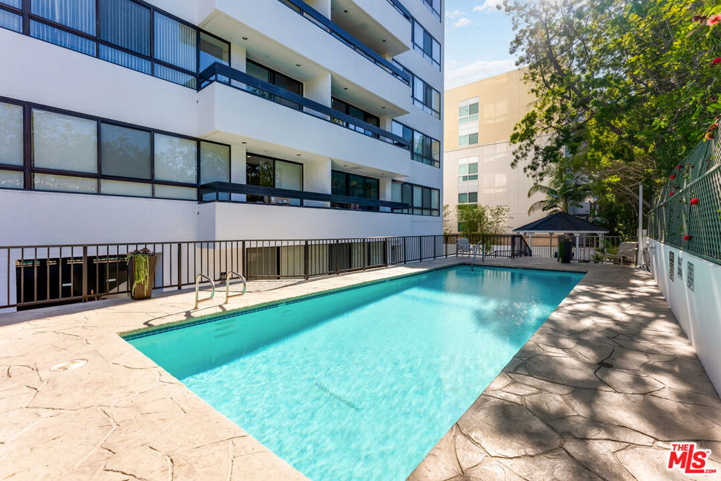 10551 Wilshire Boulevard - Photo 8