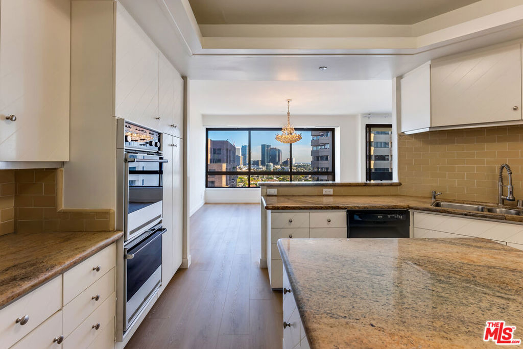 10551 Wilshire Boulevard - Photo 19