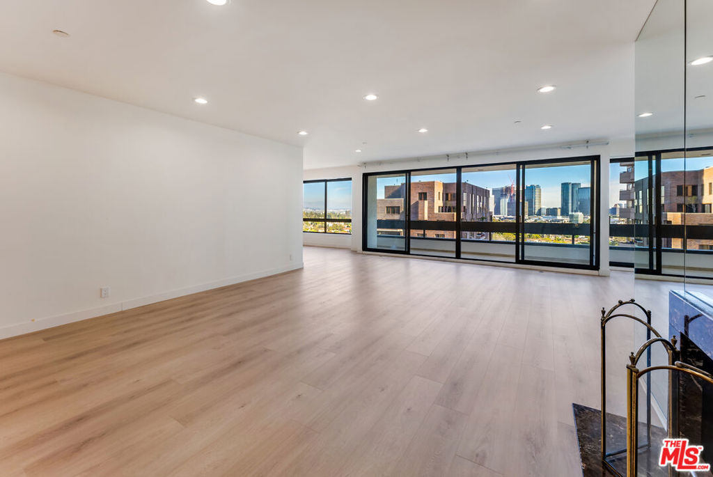 10551 Wilshire Boulevard - Photo 14