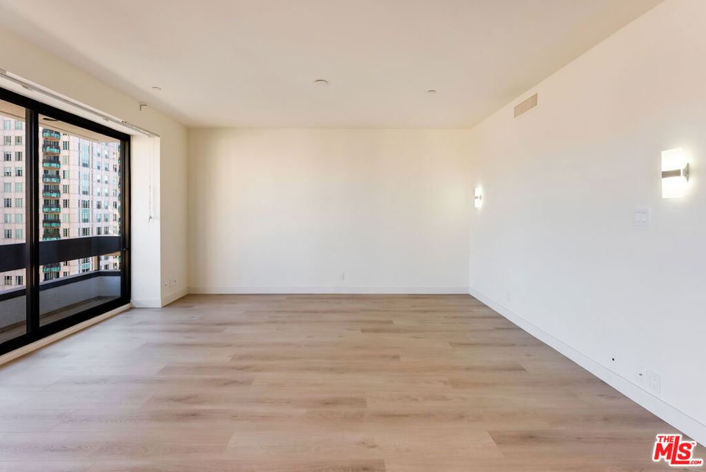 10551 Wilshire Boulevard - Photo 29