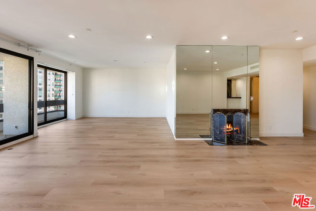 10551 Wilshire Boulevard - Photo 26