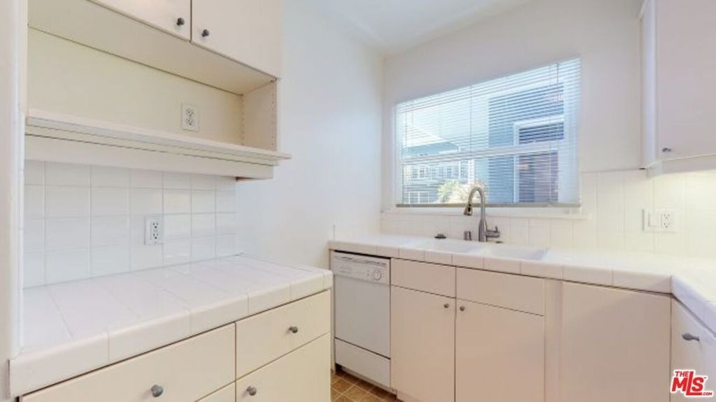 11284 Montana Avenue - Photo 4