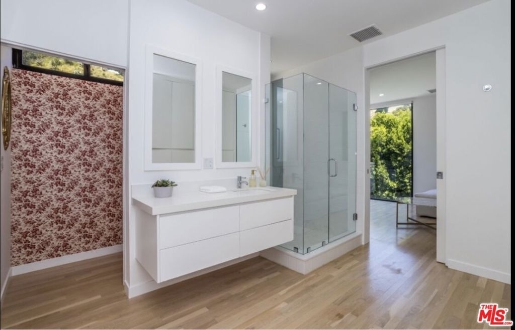 8516 Franklin Avenue - Photo 16