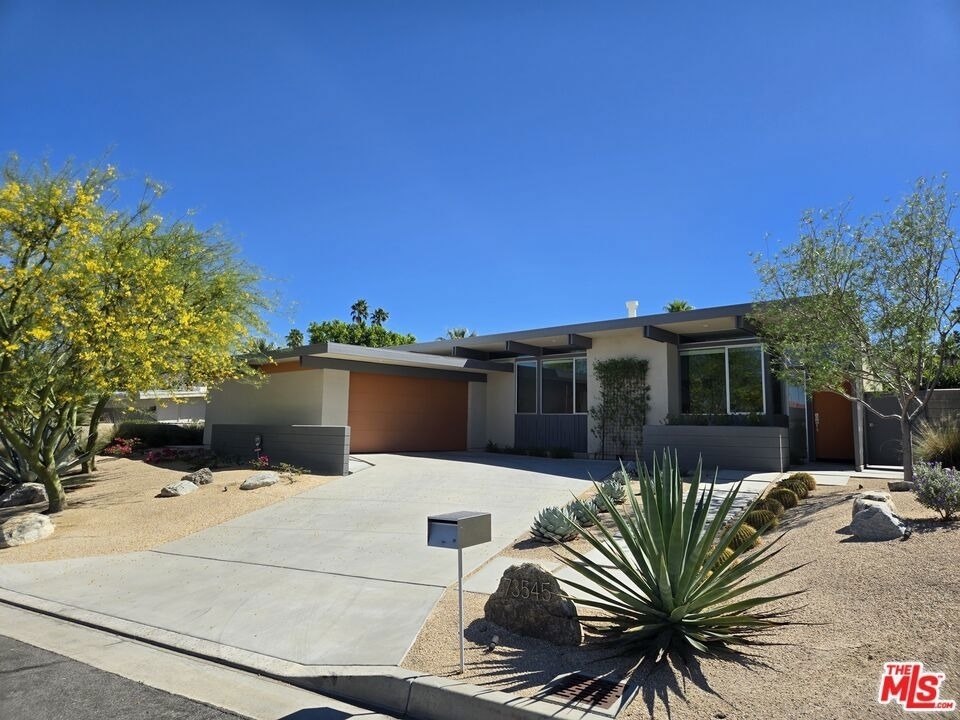 73545 Silver Moon Trail - Photo 0