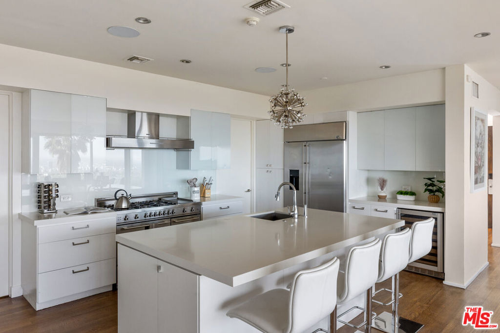 1815 N Crescent Heights Boulevard - Photo 5