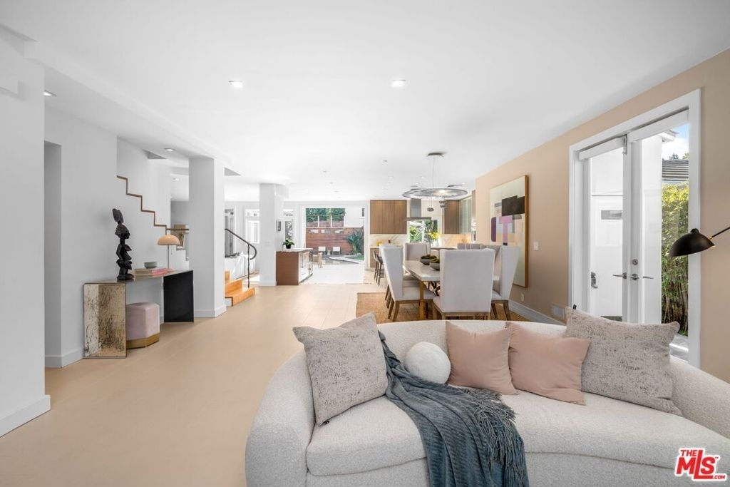 314 Palisades Avenue - Photo 8