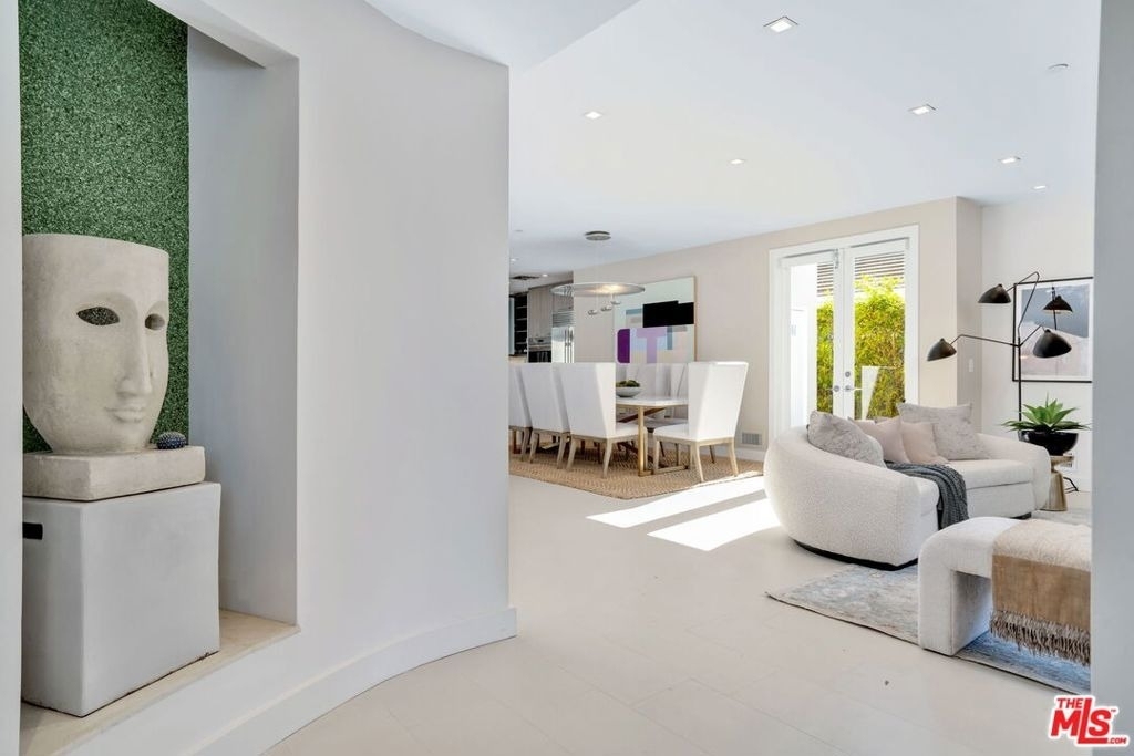 314 Palisades Avenue - Photo 4