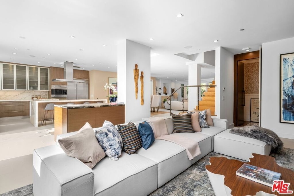 314 Palisades Avenue - Photo 13