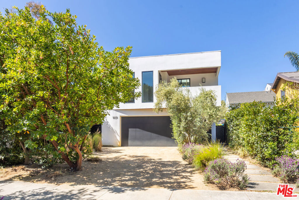 2234 5th Street - Photo 1