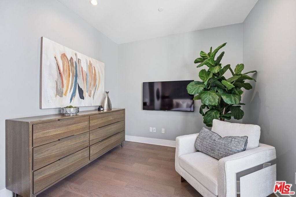1400 N Fuller Avenue - Photo 27