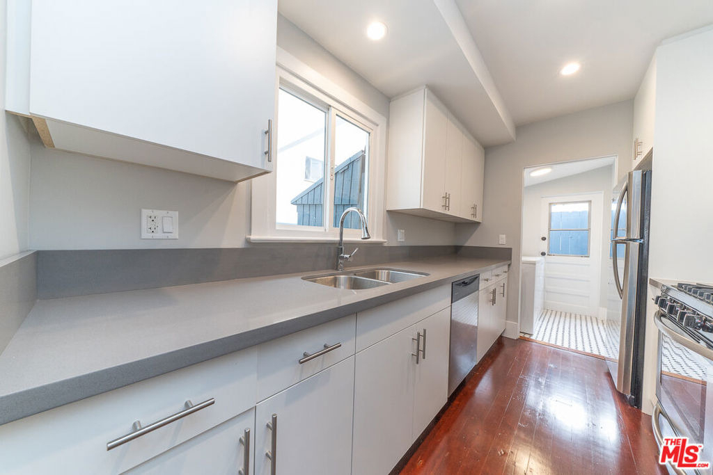 38 29th Avenue - Photo 19