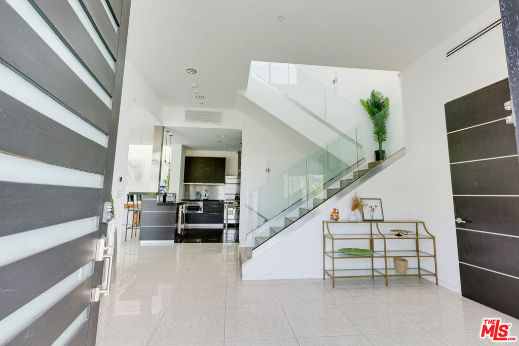 12148 Travis Street - Photo 15