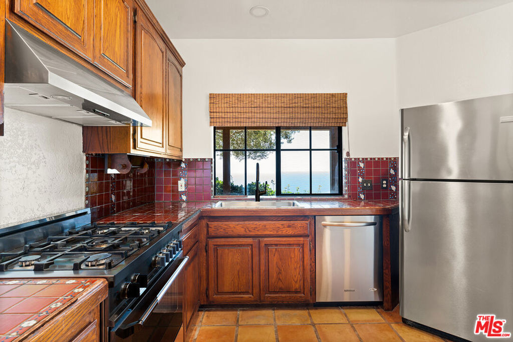 4211 Avenida De La Encinal - Photo 7