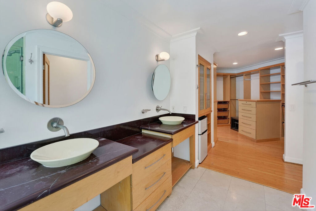 1288 Calle De Sevilla - Photo 26