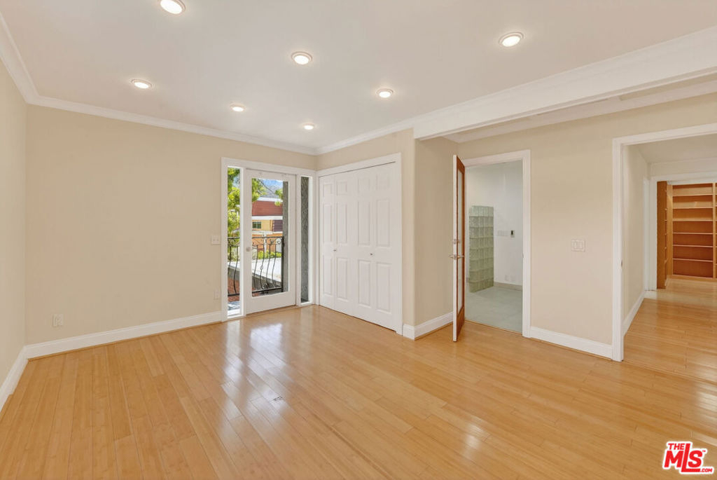 1288 Calle De Sevilla - Photo 19