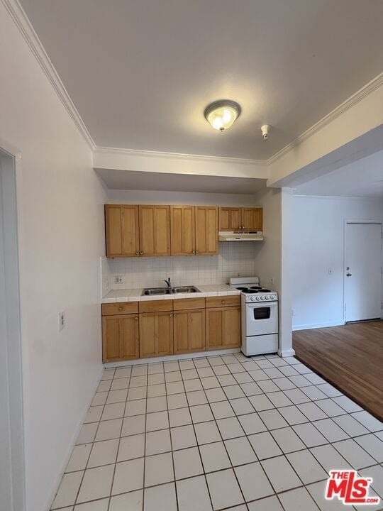 1816 N Gramercy Place - Photo 10