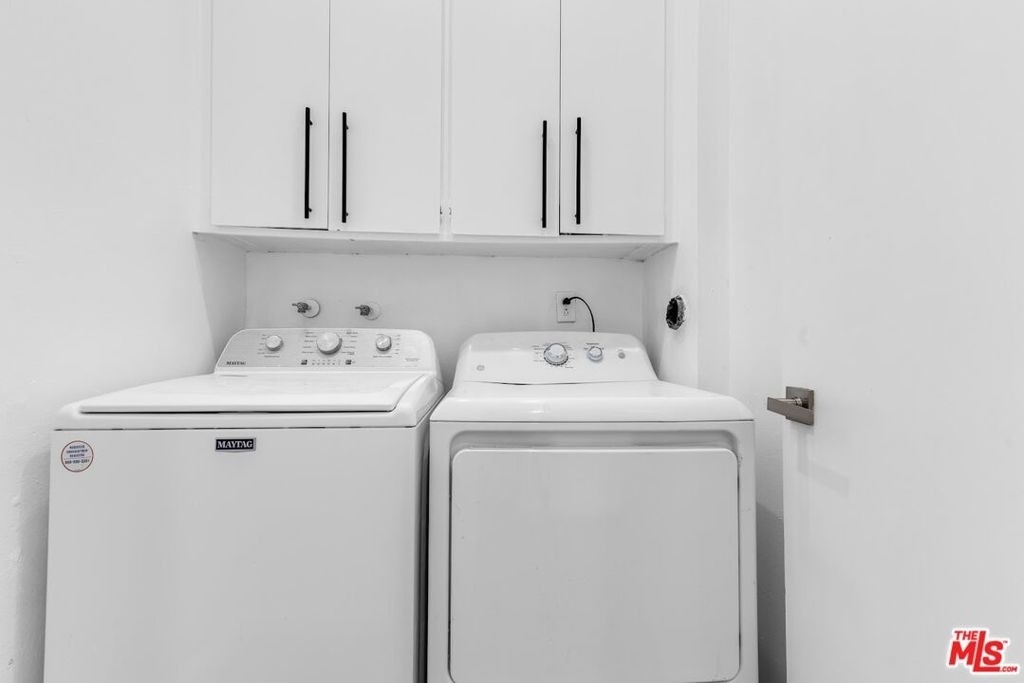 1727 S Bentley Avenue - Photo 34