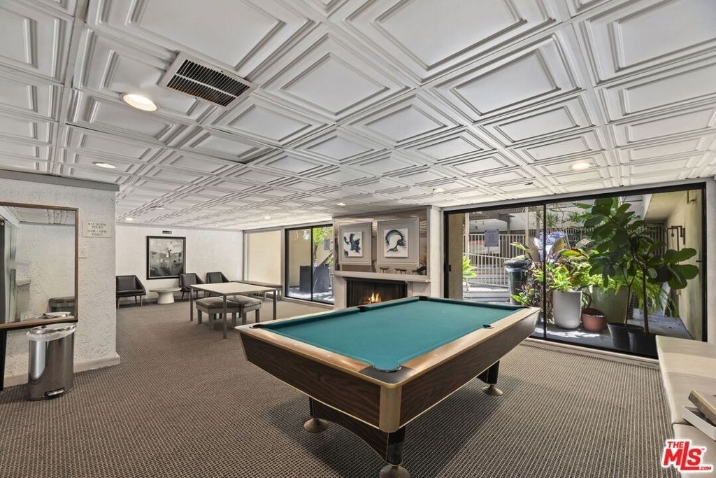 750 N Kings Road - Photo 13