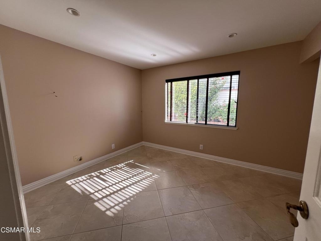 261 Scarborough Street - Photo 17