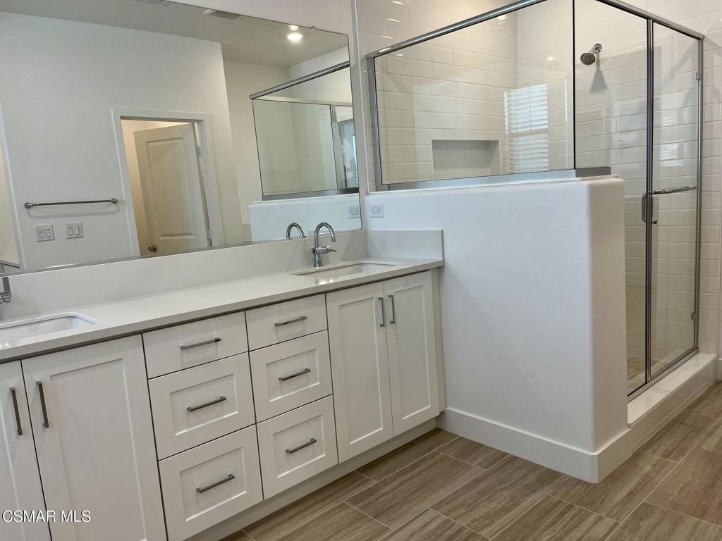 740 Edward Scholle Drive - Photo 15