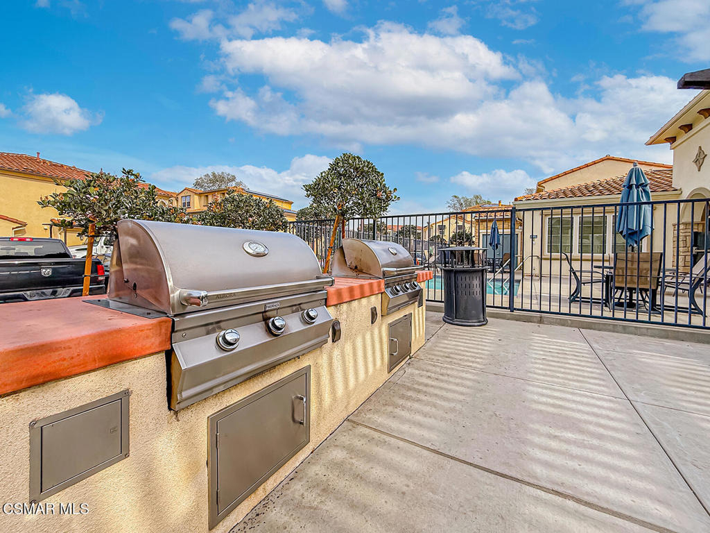 389 Castiano Street - Photo 36
